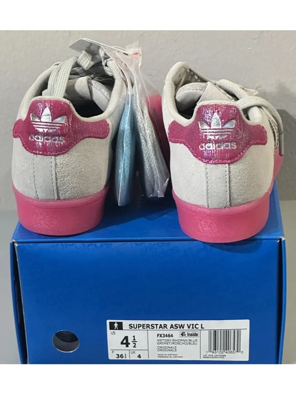 adidas Superstar ASW VIC L Chicago Plays Harder Fat Tiger FX3464 Size 4.5W DS